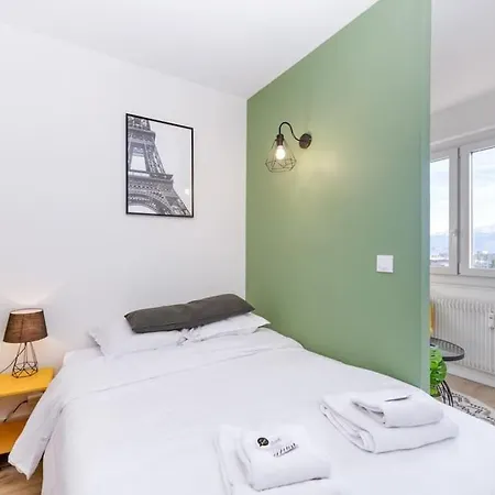 Studio Parking Gratuit, Wifi - Fibre, Confort Eclaire *
