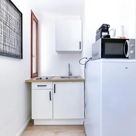 Studio Parking Gratuit, Wifi - Fibre, Confort Eclaire Apartment *