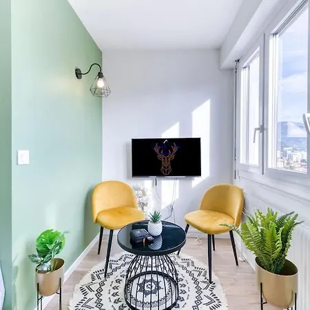 Apartment Studio Parking Gratuit, Wifi - Fibre, Confort Eclaire *
