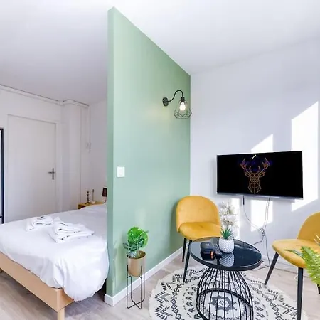 Parking Gratuit, Wifi - Fibre, Confort Eclaire Grenoble