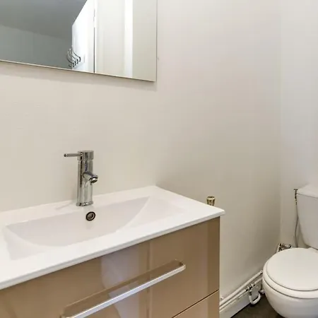 Appartement Parking Gratuit, Wifi - Fibre, Confort Eclaire Grenoble